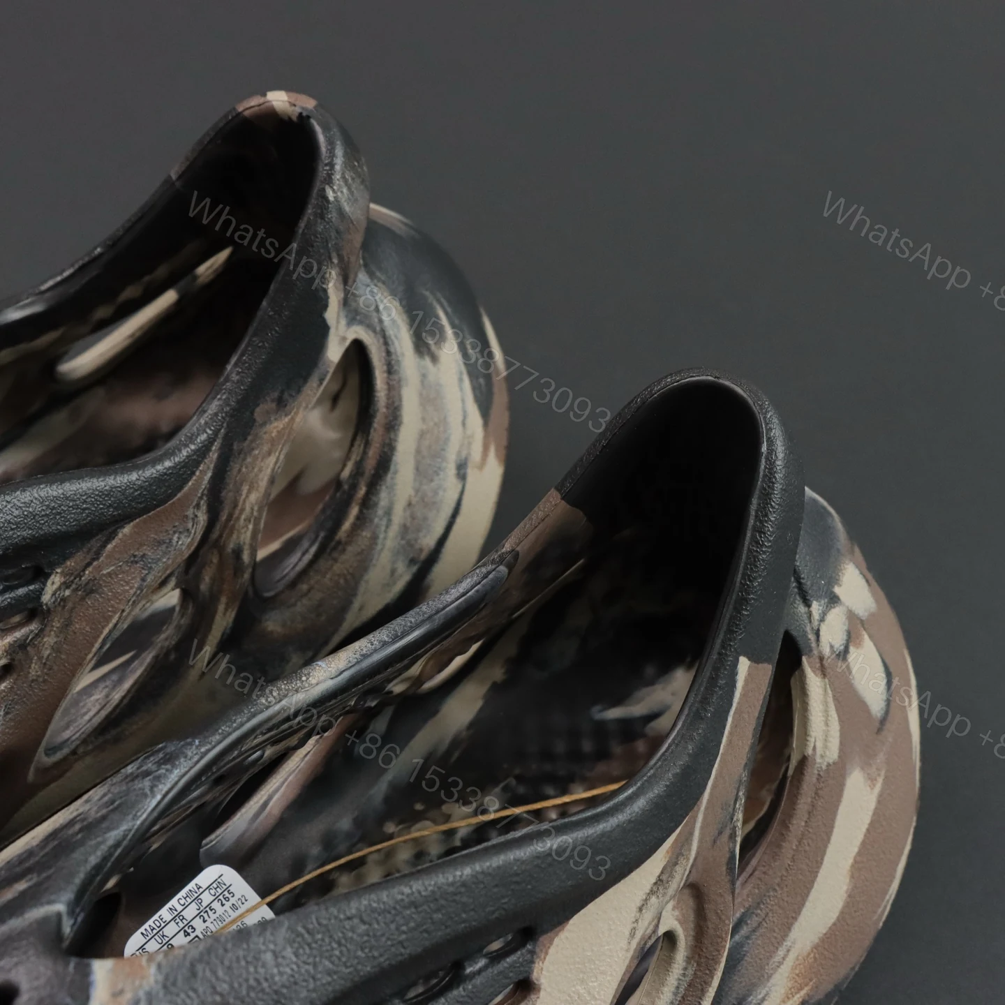 View 4 of Yeezy Foam Runner MX Cinder Reps
