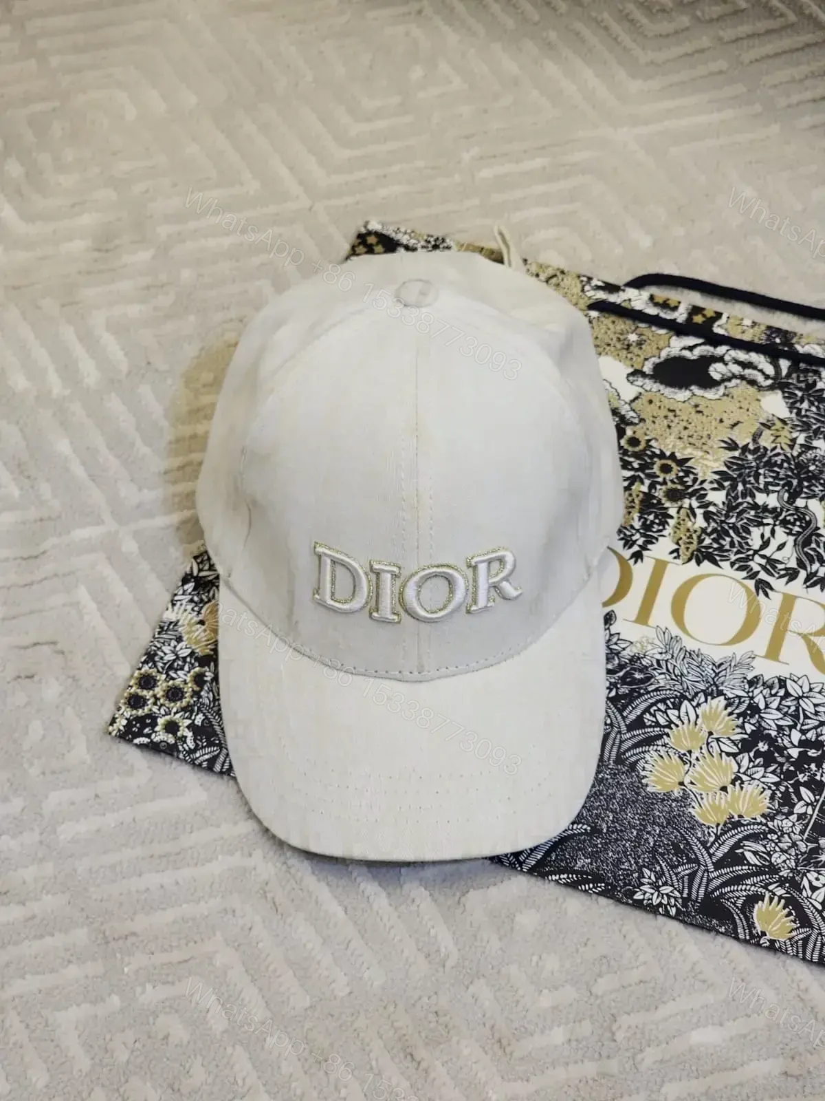 DIOR — view 1