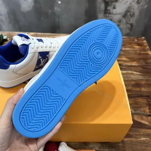 View 4 of LOUIS VUITTON RIVOLI LOW-TOP SNEAKERS IN WHITE AND BLUE – LSVT370