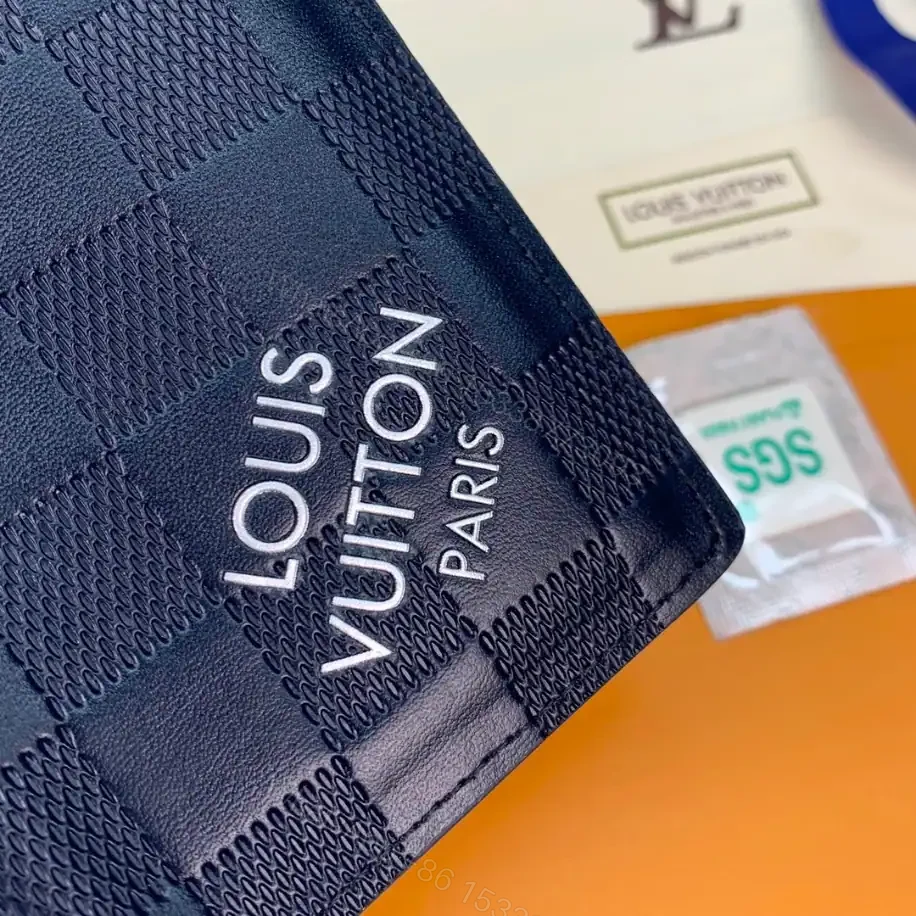 View 5 of LV POCKET ORGANIZER DAMIER INFINI LEATHER – LBV403