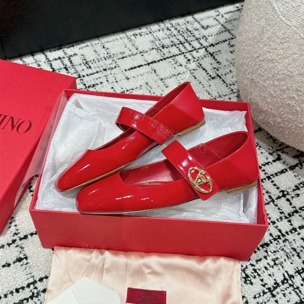 View 5 of 高仿Valentino*5W2S0JT方頭單鞋漆皮紅色平底免檢版