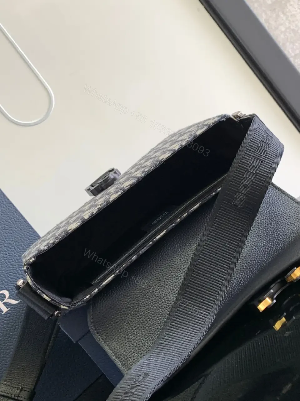 View 5 of Monochrome Textured Crossbody: Durable Everyday Luxus Bag
