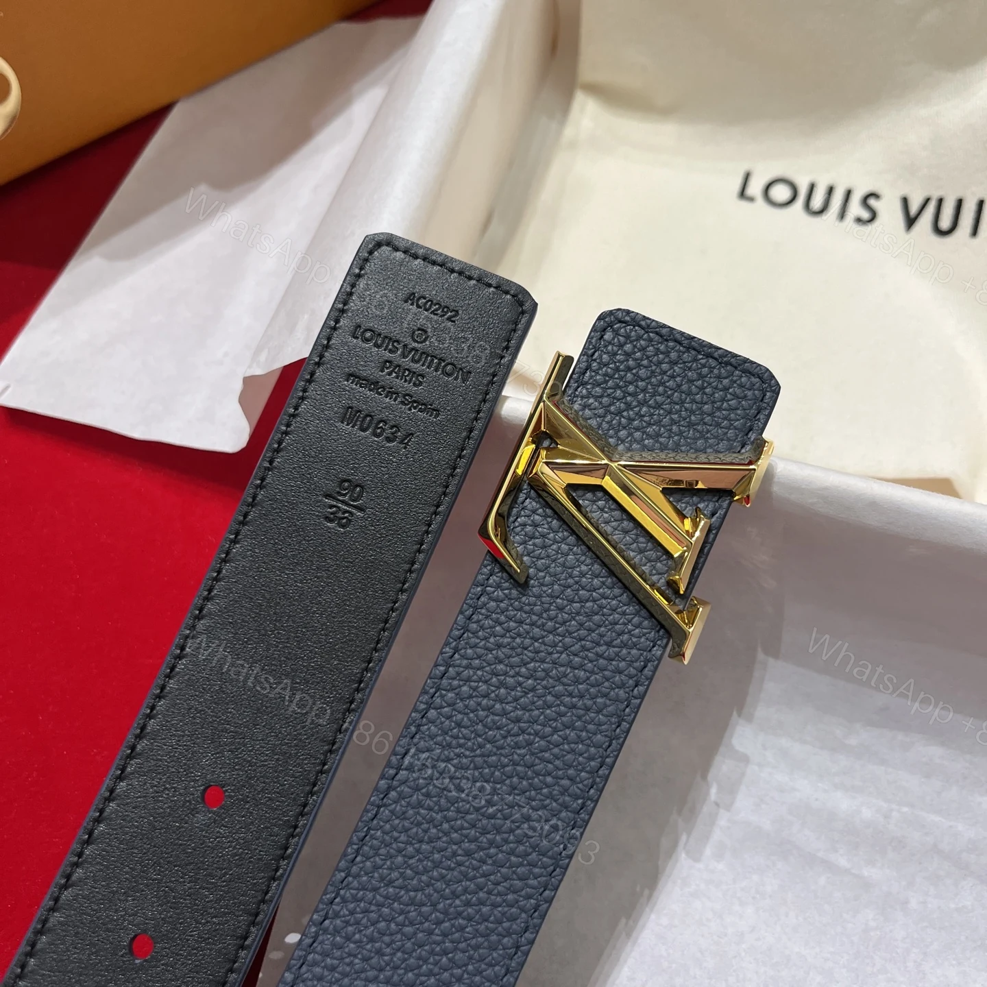 LV 高仿 男款 灰色皮革LV扣頭皮帶 商務休閒百搭腰帶 — view 1