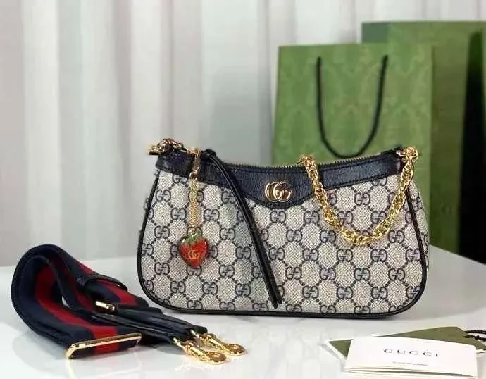 GUCCI — view 1