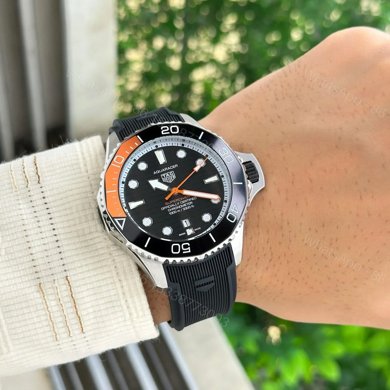 View 4 of Tag Heuer Aquaracer Professional 1000 Superdiver