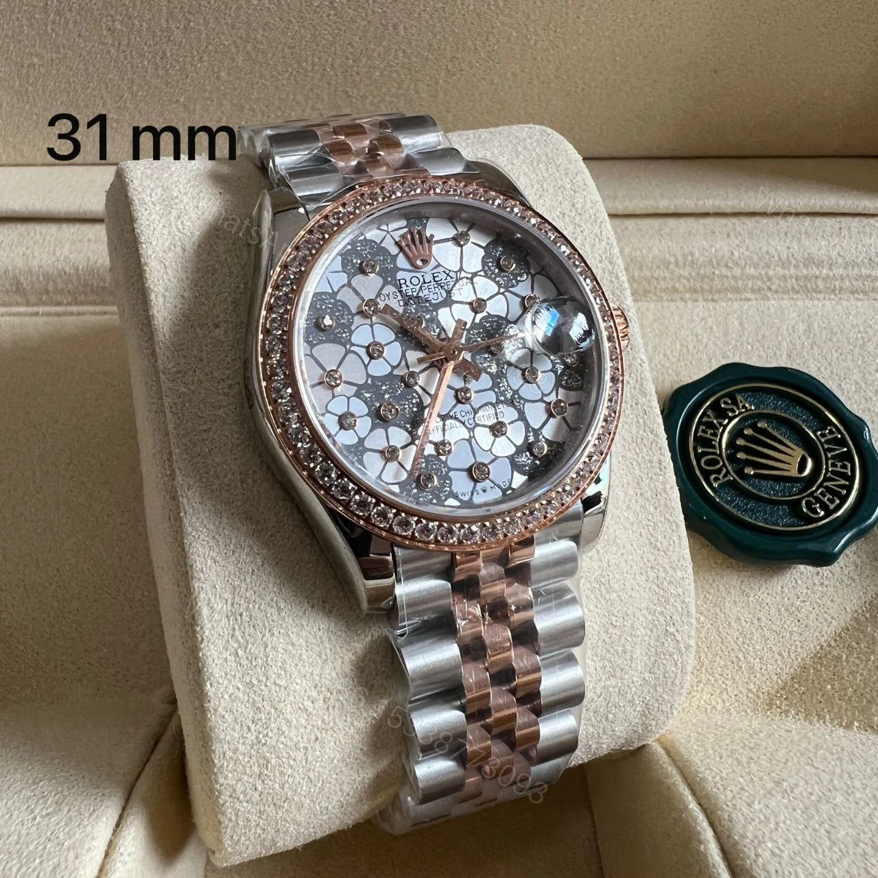 View 3 of Design Rolex Datejust 31 floral motif