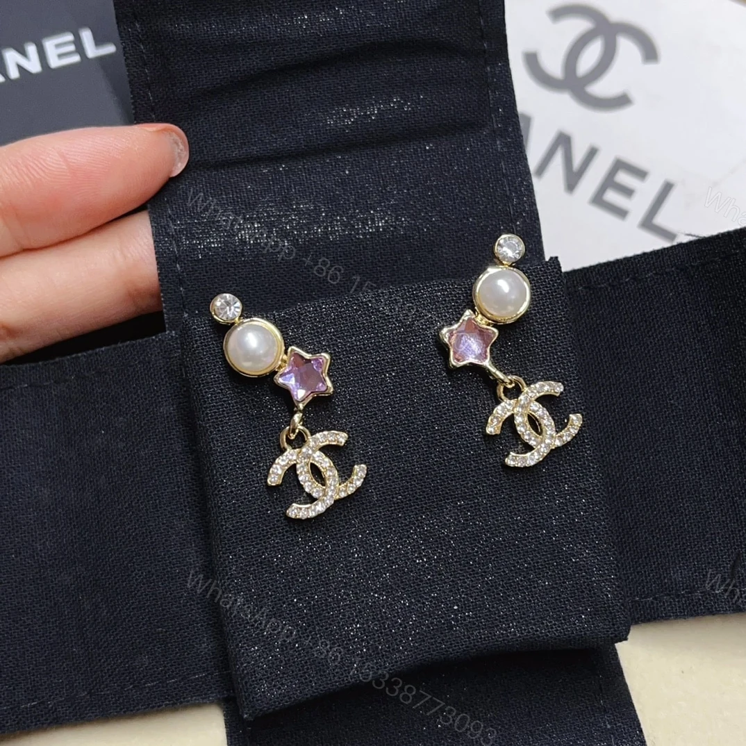View 3 of CHANEL EARRINGS METAL GLASS PEARLS AND DIAMANTES IN GOLD ABF187 B19939 NAFQE