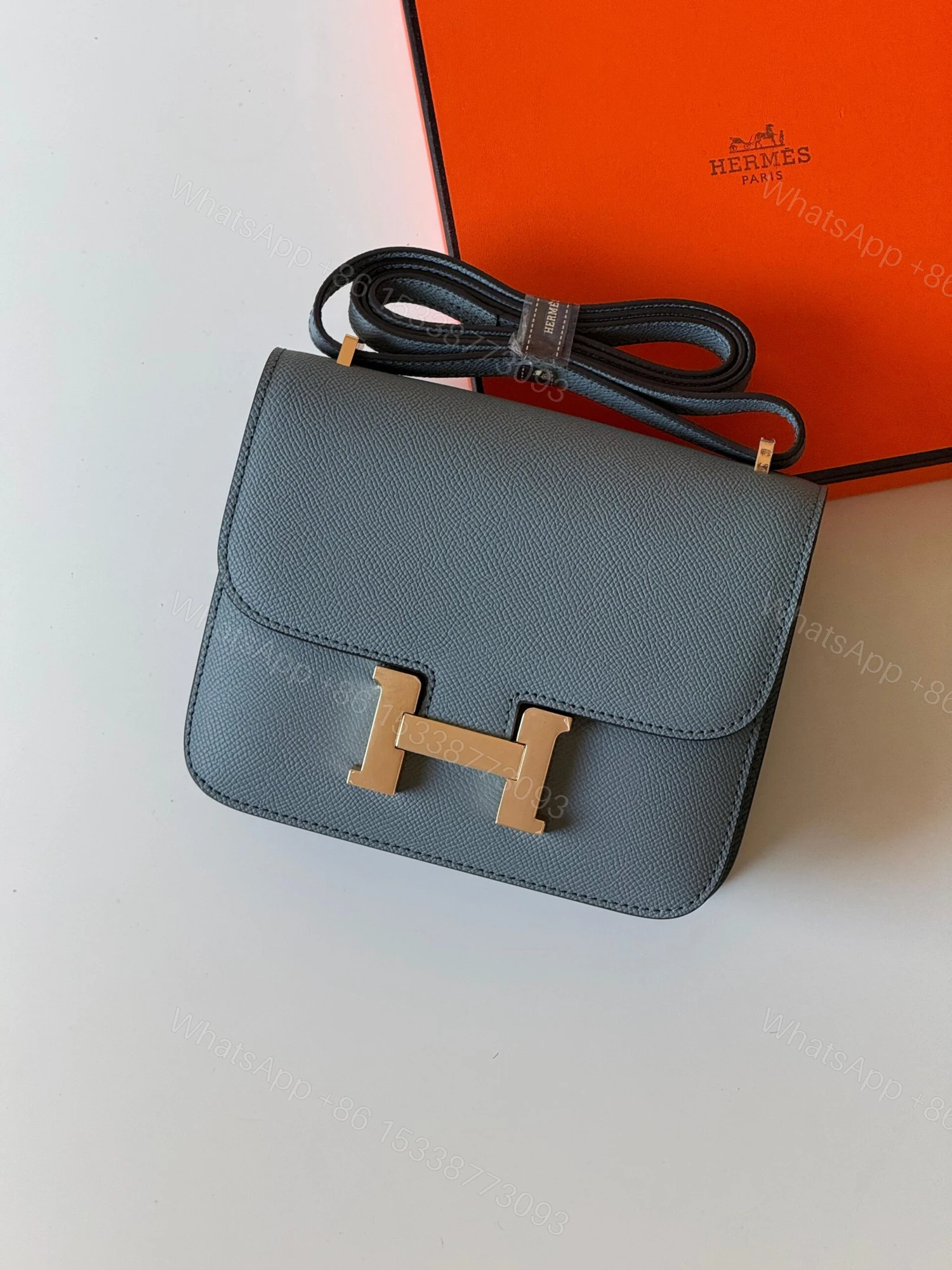 Hermès Constance 18 bag in Gris Meyer Epsom leather — view 1