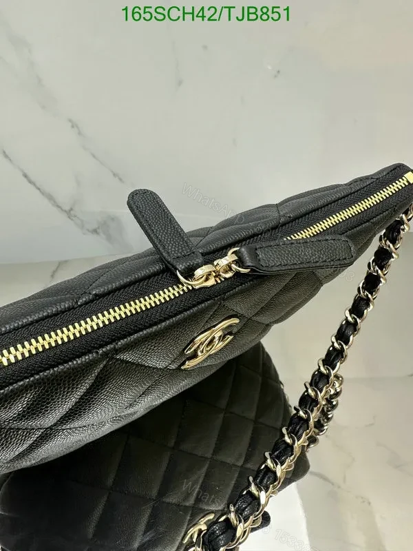 View 5 of Chanel Black Cowhide Hobo Bag CC Logo JK4721