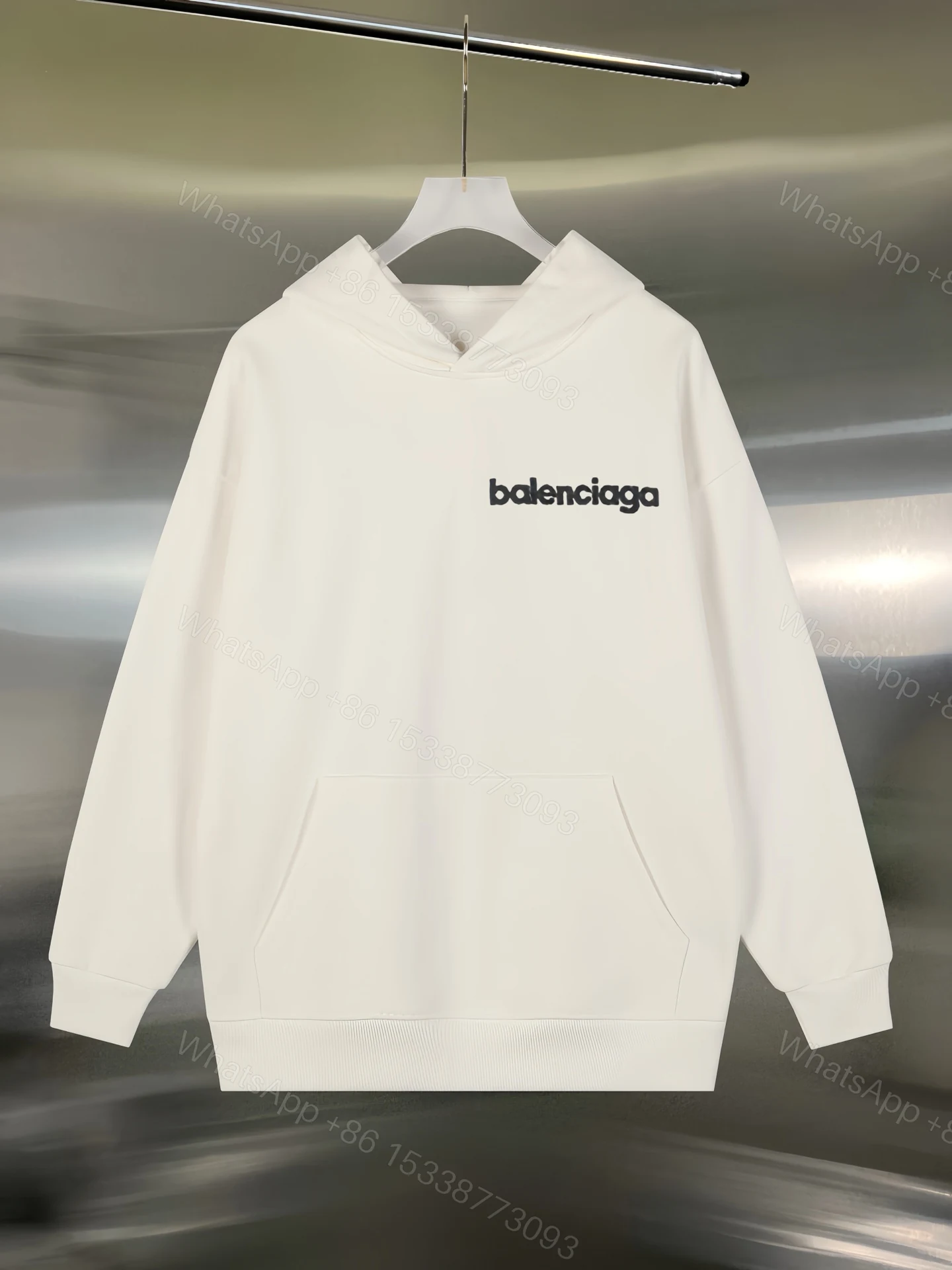 Balenciaga高仿男士連帽衛衣 白色簡約風格logo款 日常百搭推薦 — view 1