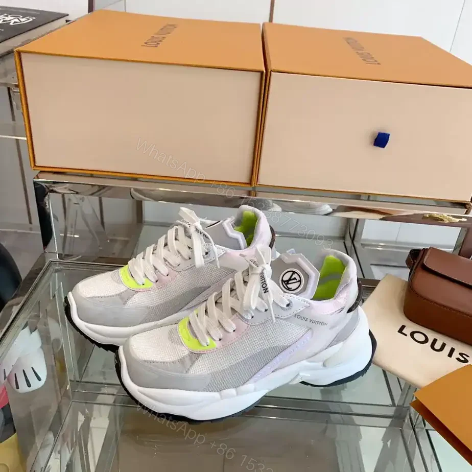 View 6 of LV WOMEN’S RUN 55 SNEAKER – LSVM064