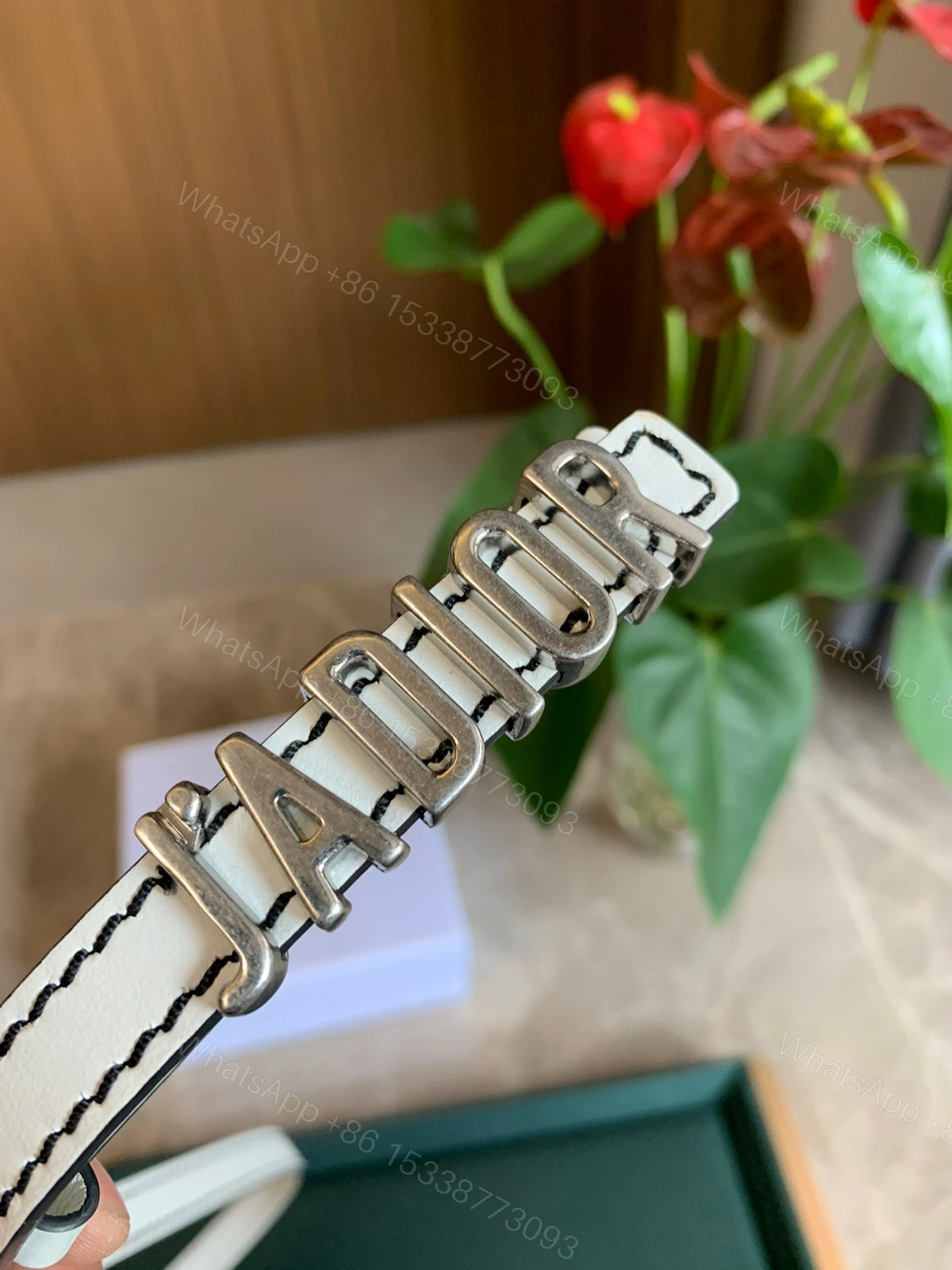 Women’s Luxury DIR BELTS 003 — view 1