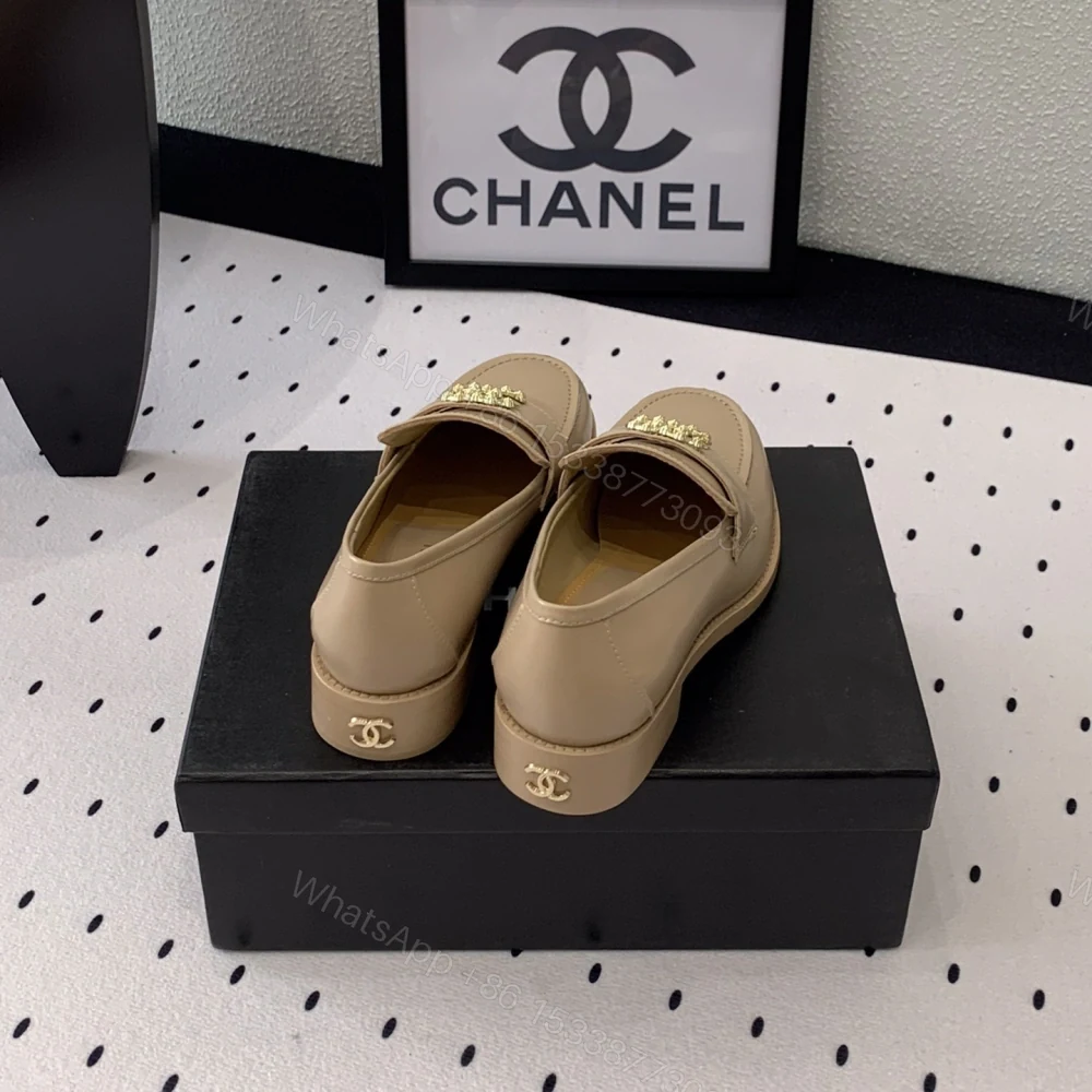 View 6 of 高仿Chanel*24S系列G45663D牛皮革樂福鞋沙色3CM免檢版