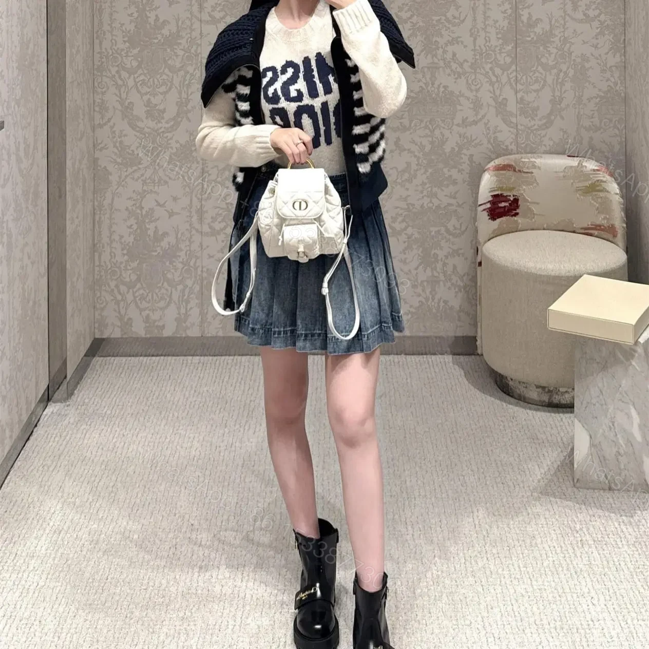 View 12 of 高仿Dior*Caro系列M6302M030小羊皮雙肩包白色小號免檢版