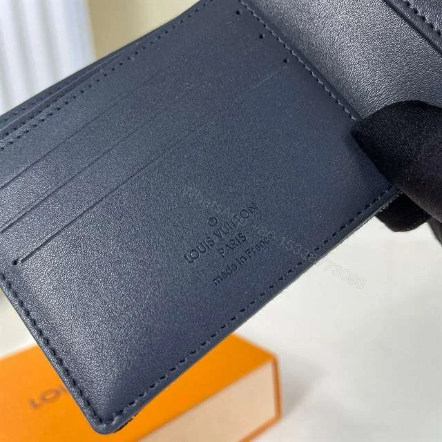 View 8 of Louis Vuitton Multiple Wallet Monogram Canvas M80031 – RRG017
