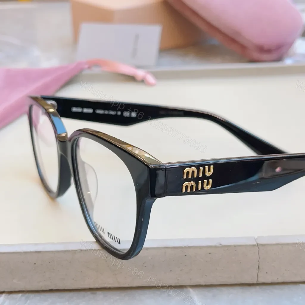 View 6 of Oversized Square Acetate Frames - Black/Brown Gradient, UV Protection