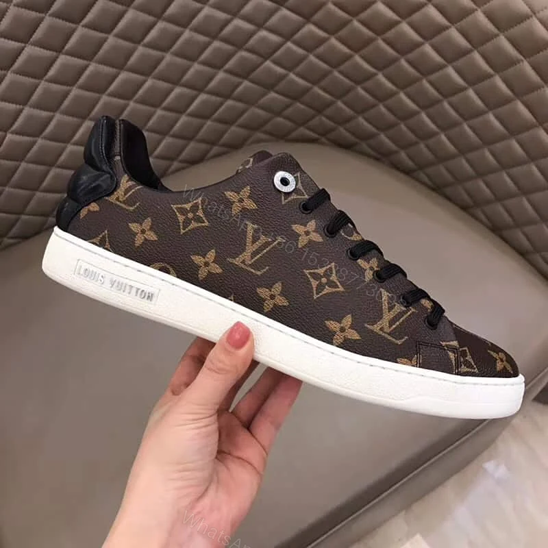 View 2 of LOUIS VUITTON FRONTROW SNEAKER ORIGINAL NOTA FISCAL – LV19