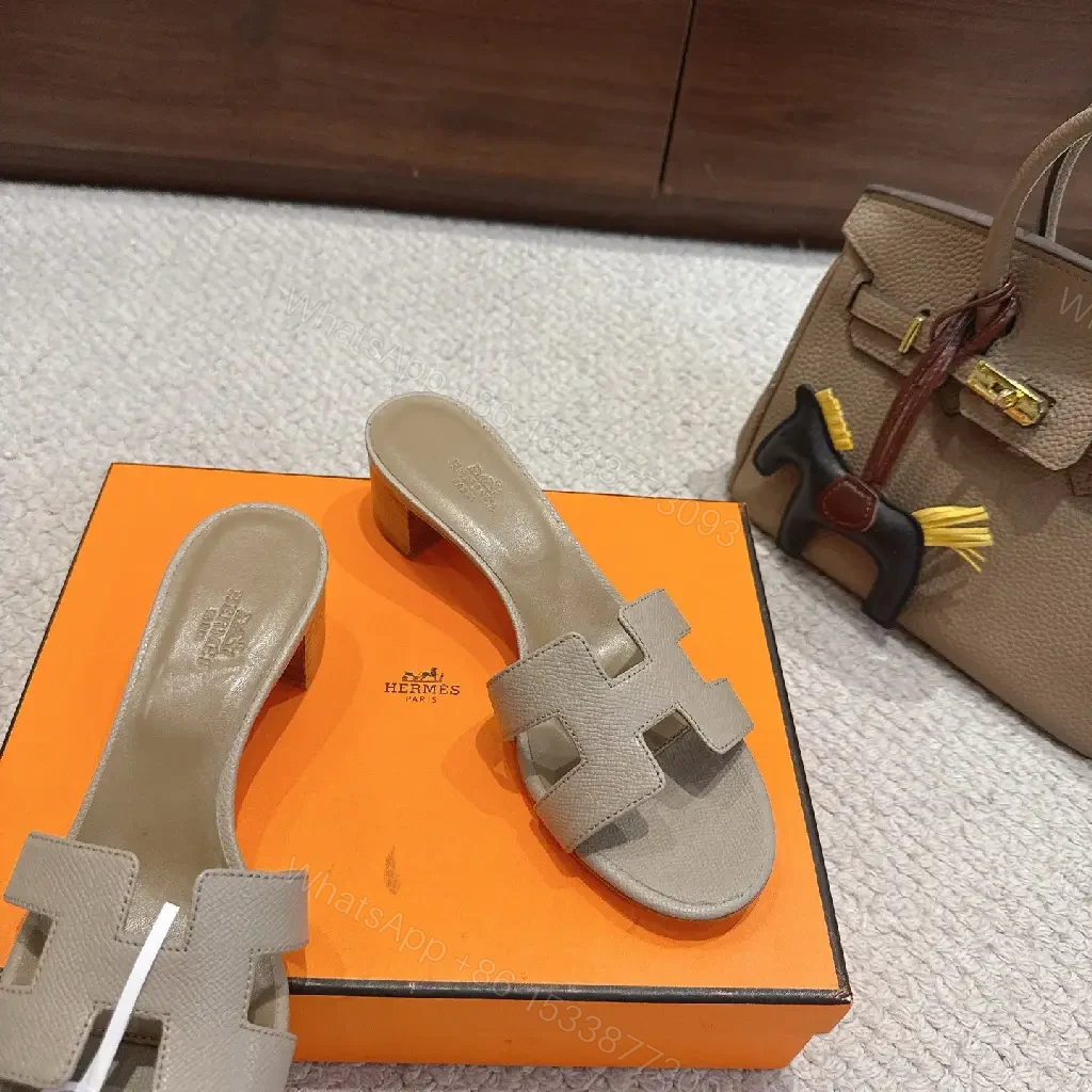 View 9 of Grey Leather Hermès-Style Sandals, H-Logo, Open-Toe Slides
