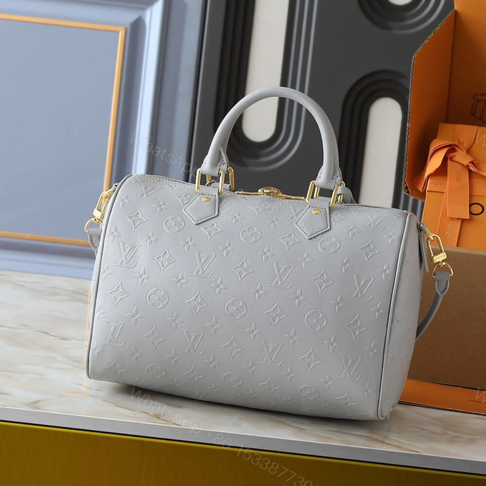 View 4 of LV Speedy Soft 30