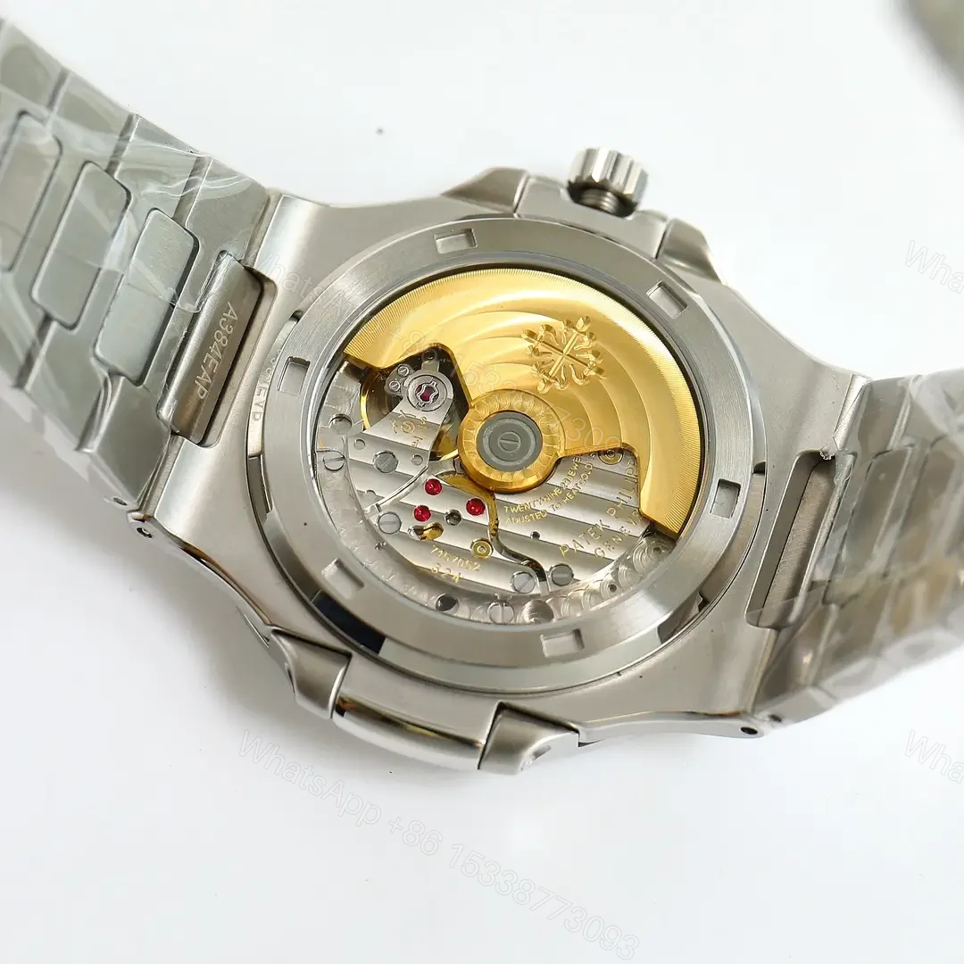 View 7 of Patek Philippe Nautilus 5711 Stainless Steel Green Dial 5711/1A-014