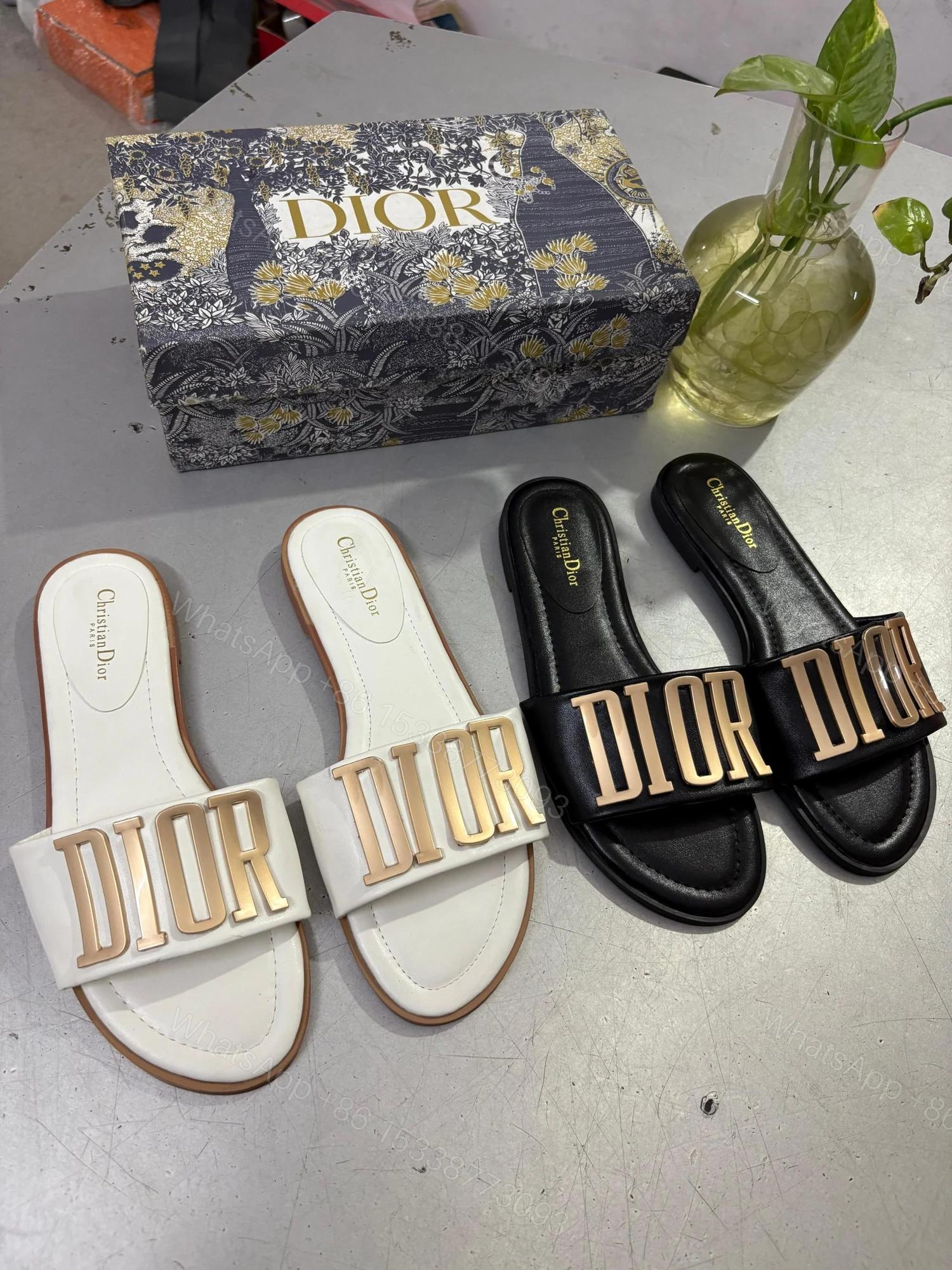 FIRST COPY CHRISTIAN DIOR FLATS FOR WOMEN — view 1