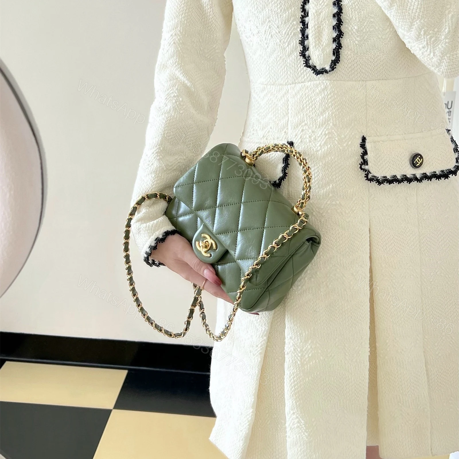View 23 of 高仿Chanel*24B系列AS5032小羊皮單肩包古巴綠小號免檢版
