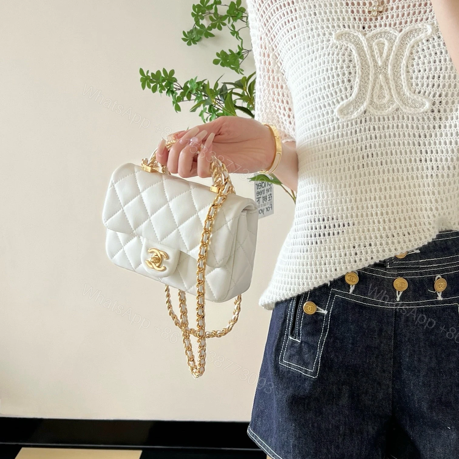 View 17 of 高仿Chanel*24S系列AS4847小羊皮白色單肩包免檢版