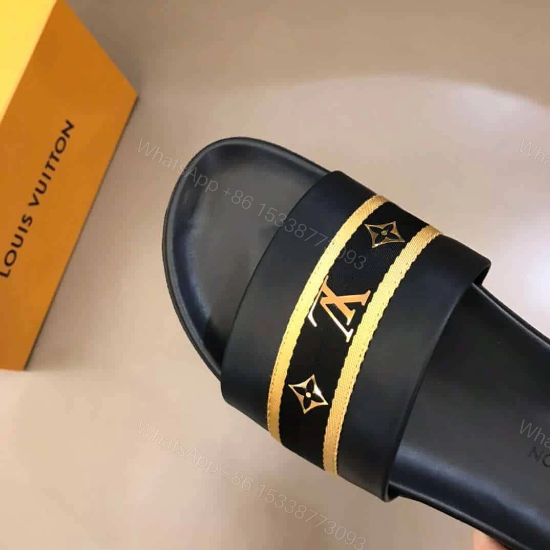 View 4 of LOUIS VUITTON MEN SLIDES – LVS47