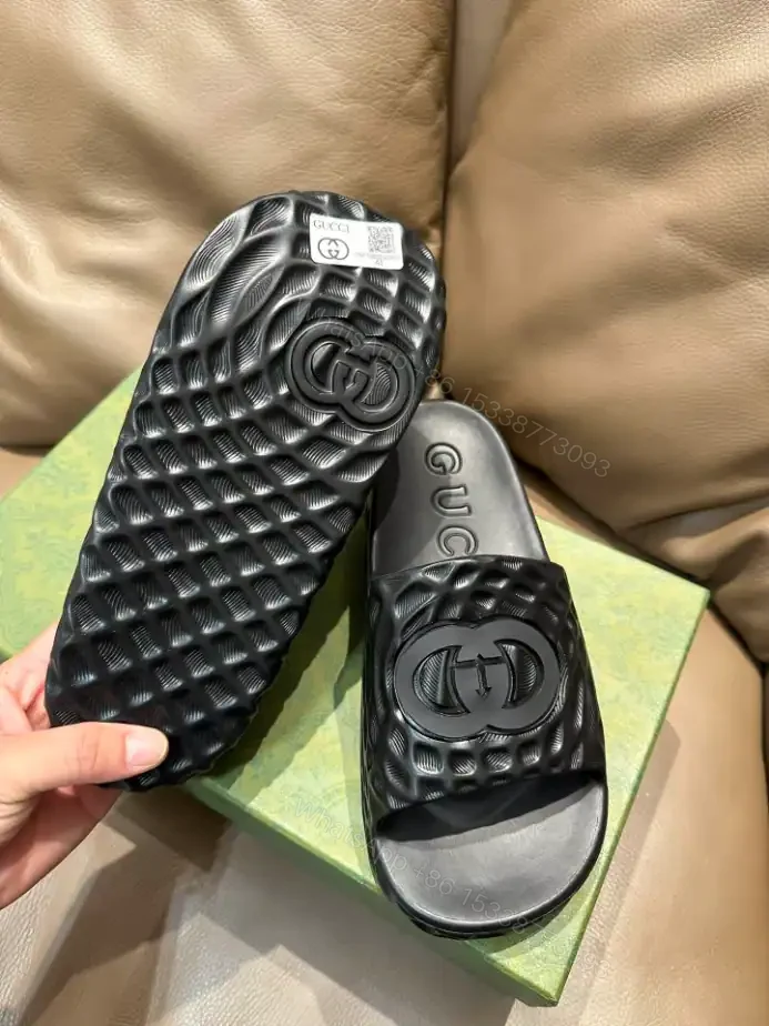 View 5 of GUCCI MEN’S INTERLOCKING G SLIDE SANDAL – SDG023