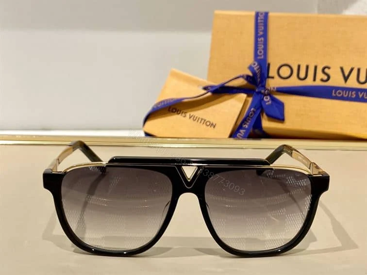 View 7 of LV SUNGLASSES – GLVT04