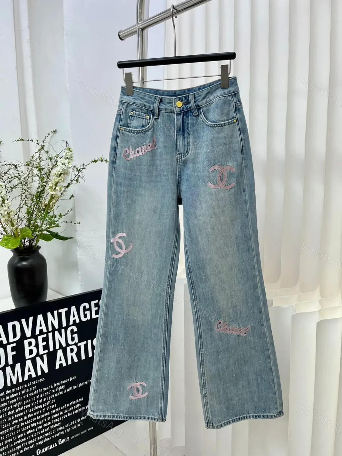 CHANEL — view 1