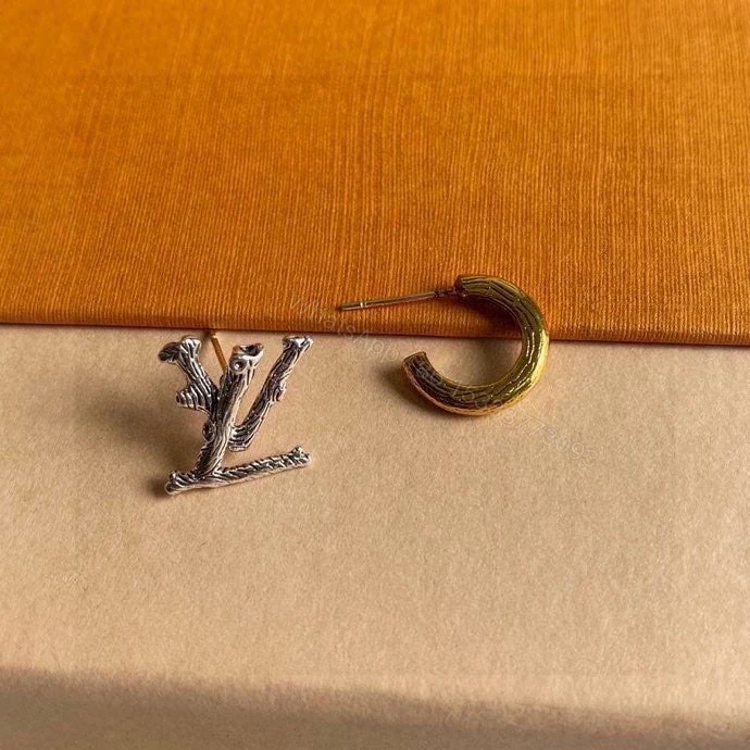 View 3 of Best Quality Earring LV 002
