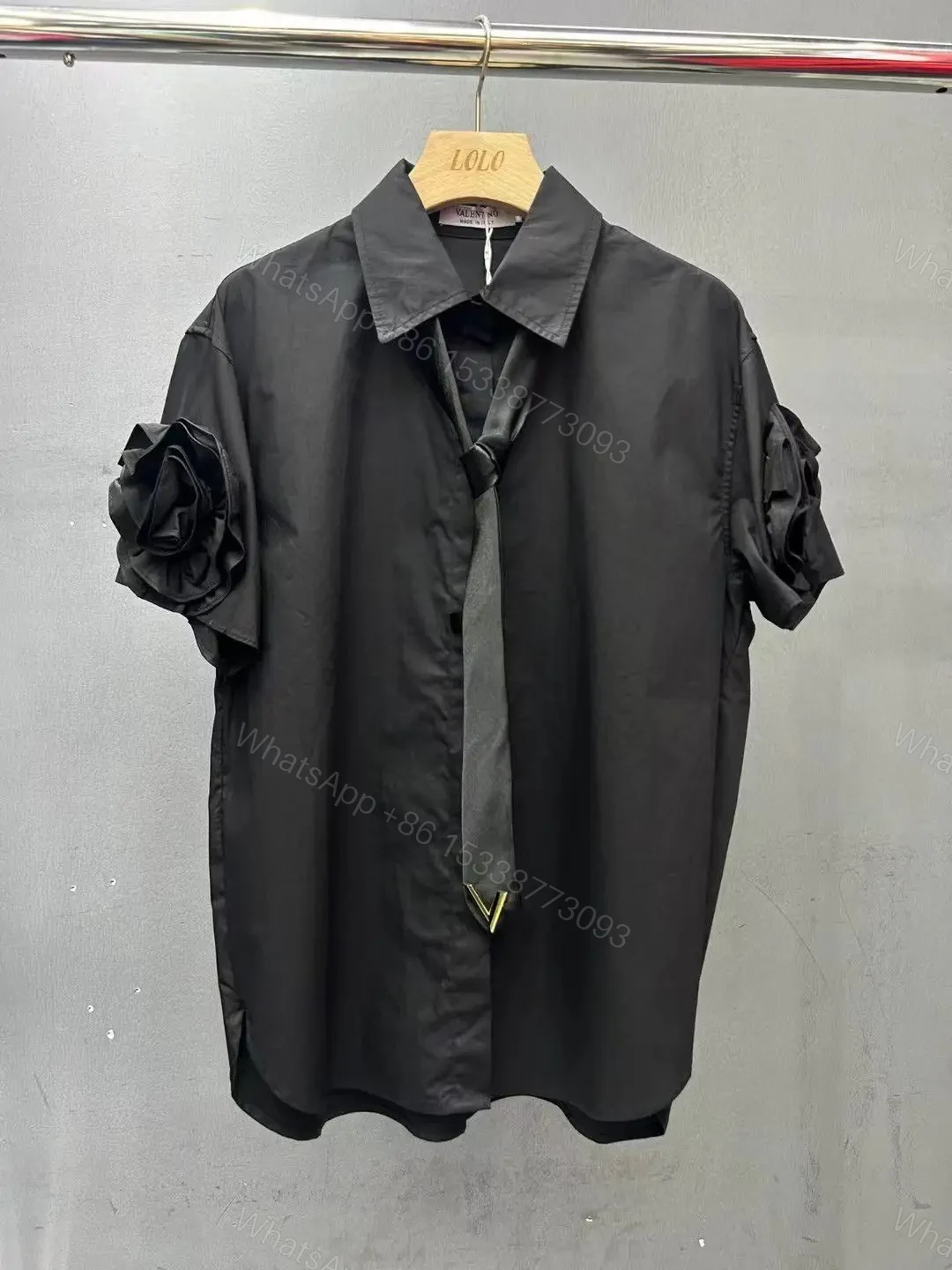VALENTINO — view 1