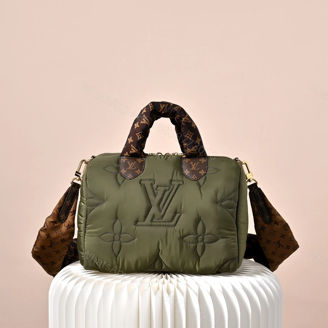 LV 高仿 女款 Pillow Speedy 枕頭包 軍綠色 輕量設計 休閒百搭款 — view 1