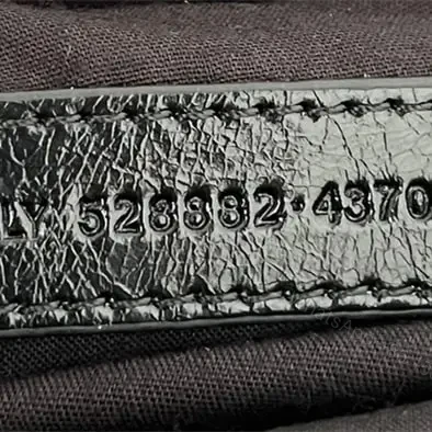View 16 of 高仿BalenciagaWheelBeltpack系列尼龍胸包灰色