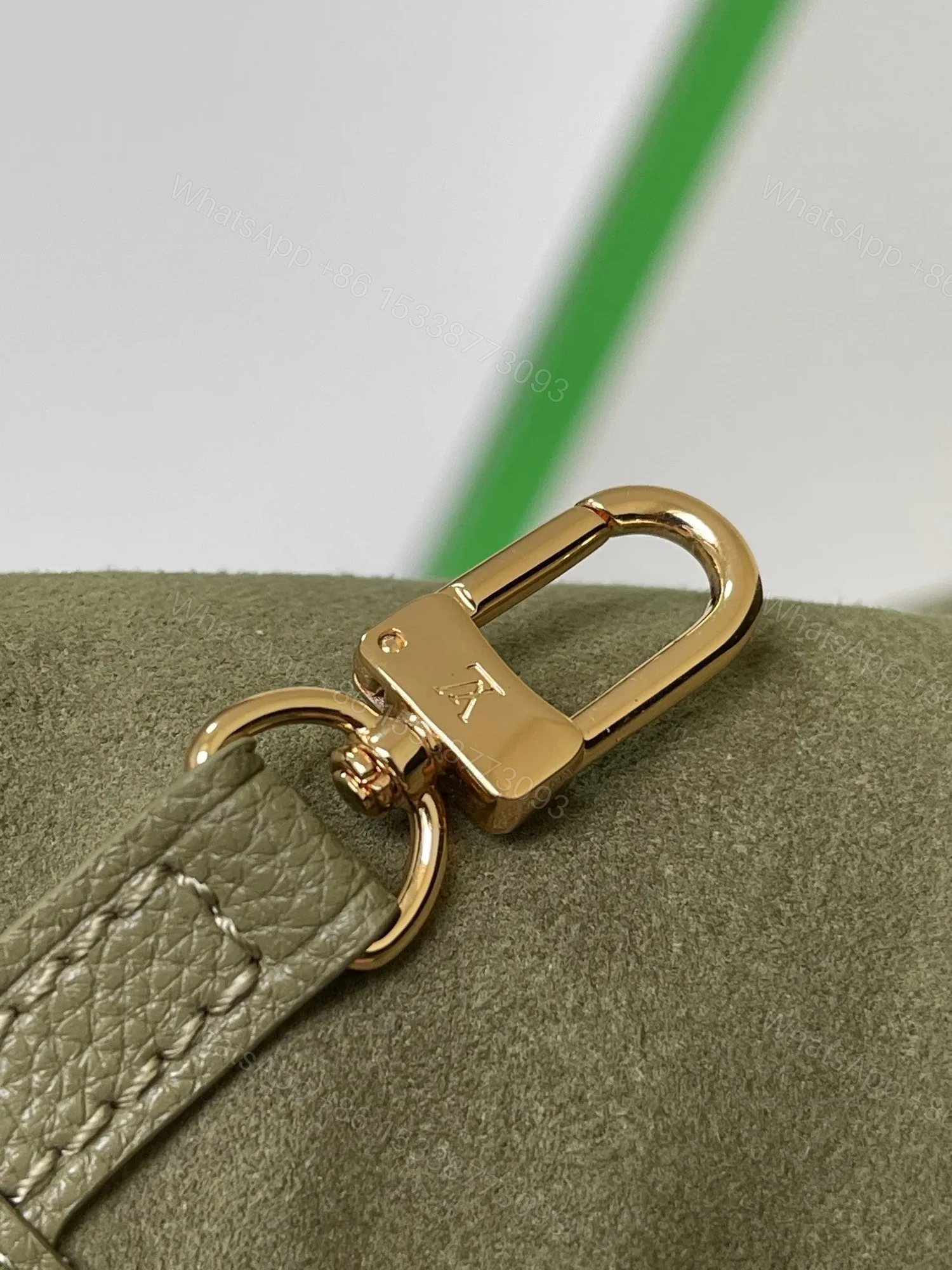 View 6 of LV NEVERFULL MM KHAKI CREAM MONOGRAM EMPREINTE LEATHER