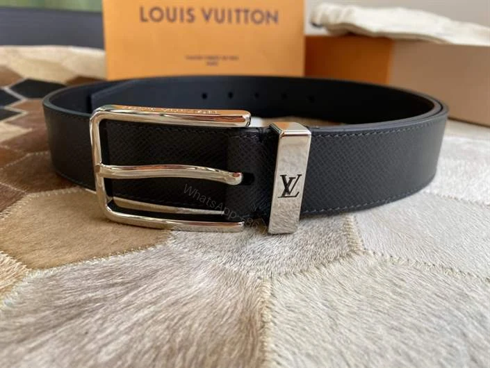 View 5 of LOUIS VUITTON PONT NEUF 35MM BELT – B173