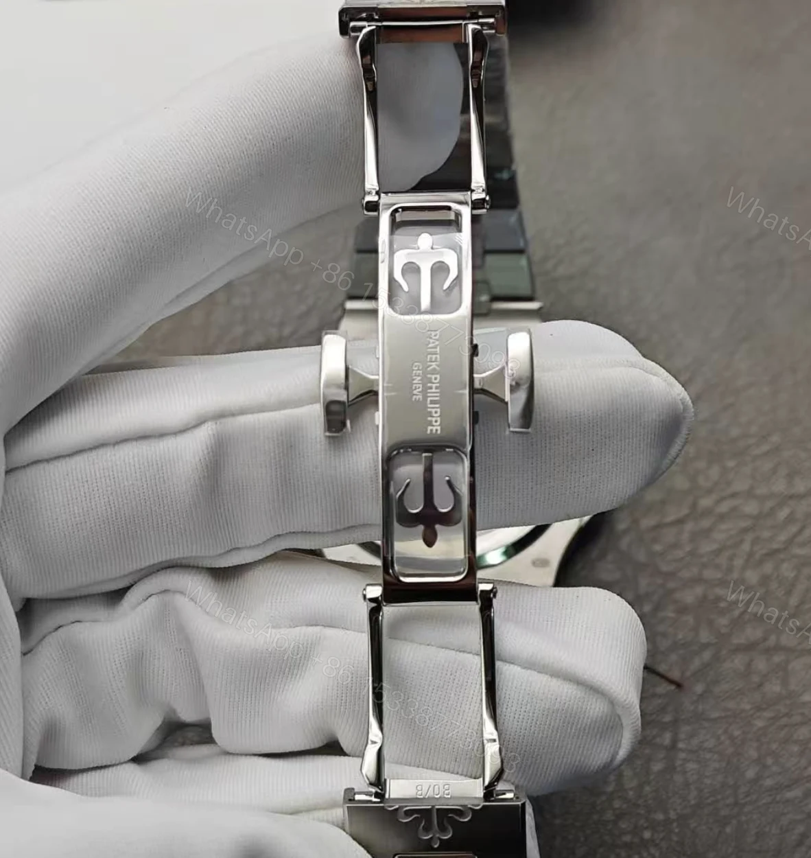 View 7 of Patek Philippe Nautilus 5711 Replica Clone