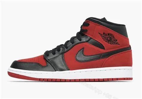 Air Jordan 1 Mid Gym Red Black (GS) 554725-610 — view 2