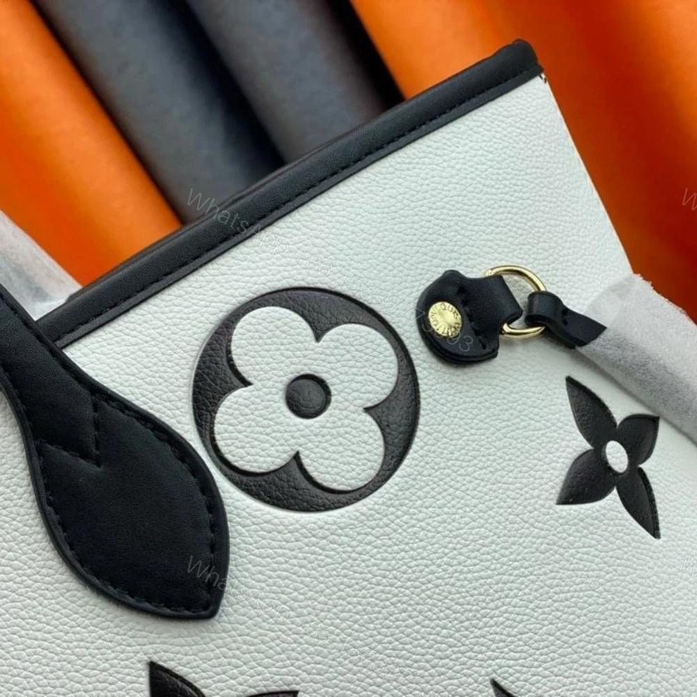 View 6 of Louis Vuitton Neverfull MM Begie And Black 31Cm M46039