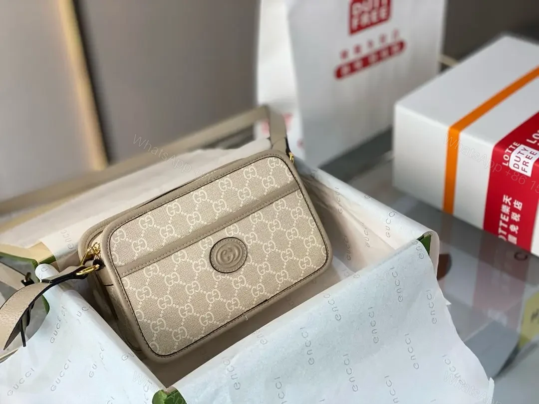 GUCCI — view 1