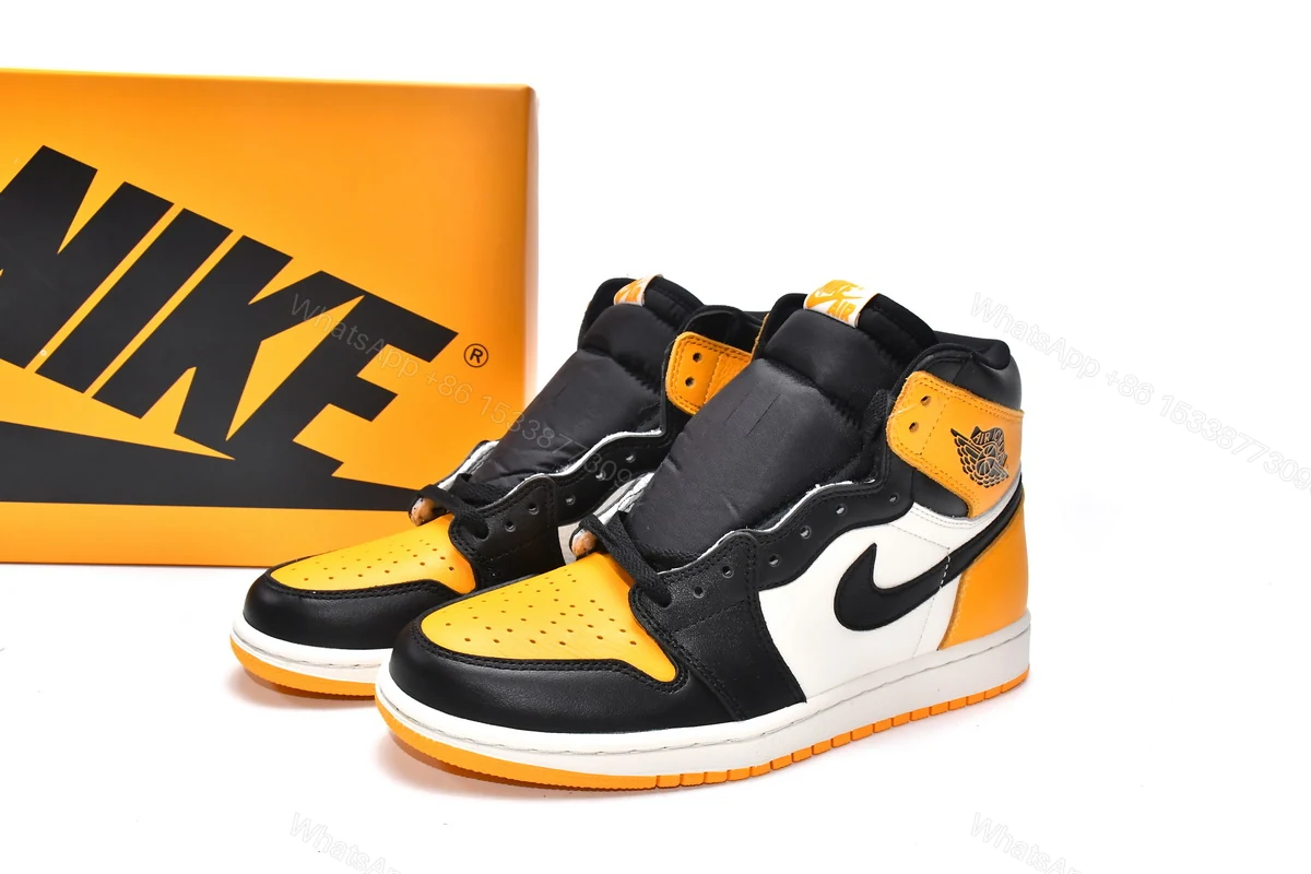 Air Jordan 1 High OG Yellow Toe 555088-711 — view 2