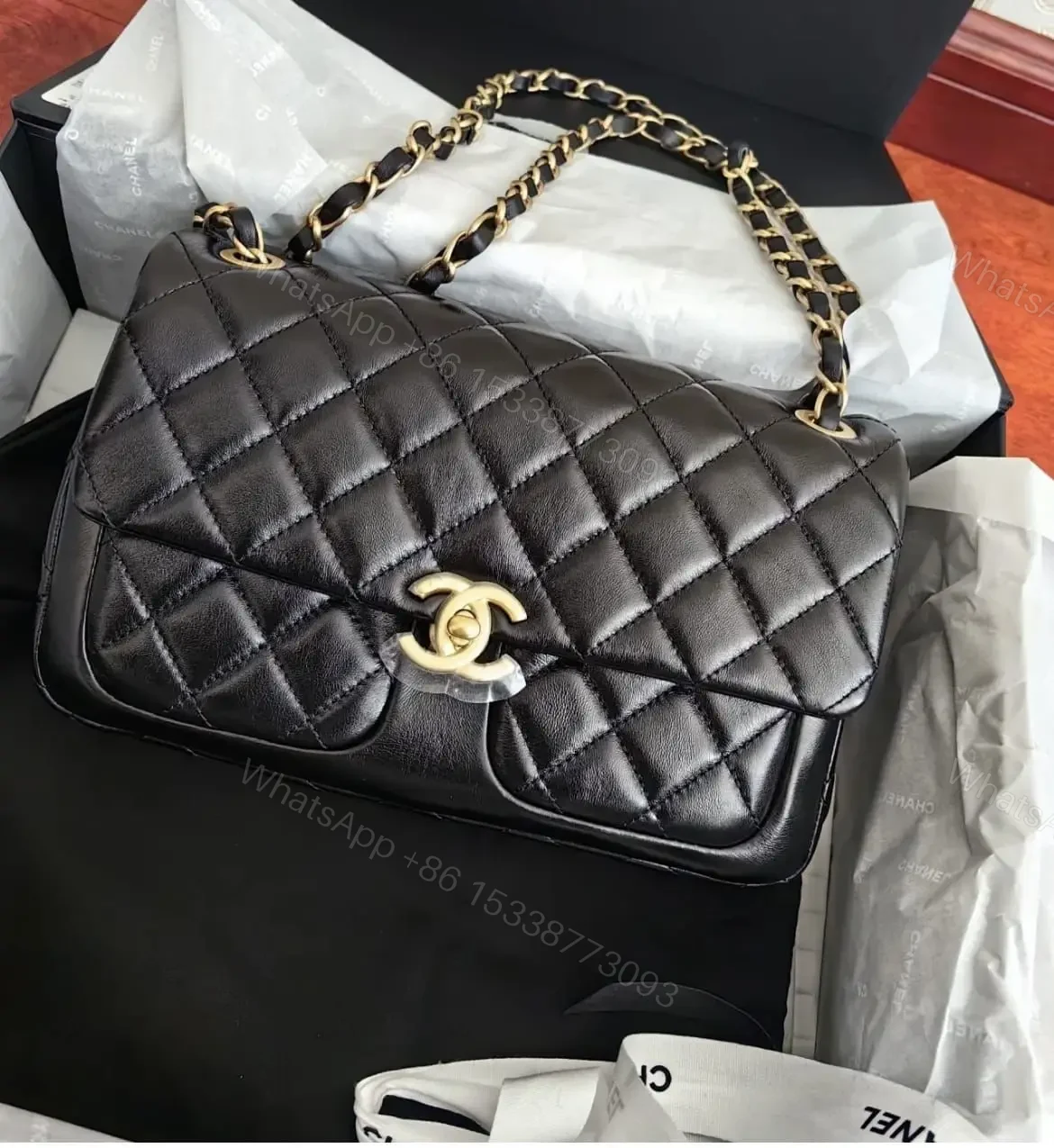 CHANEL — view 1