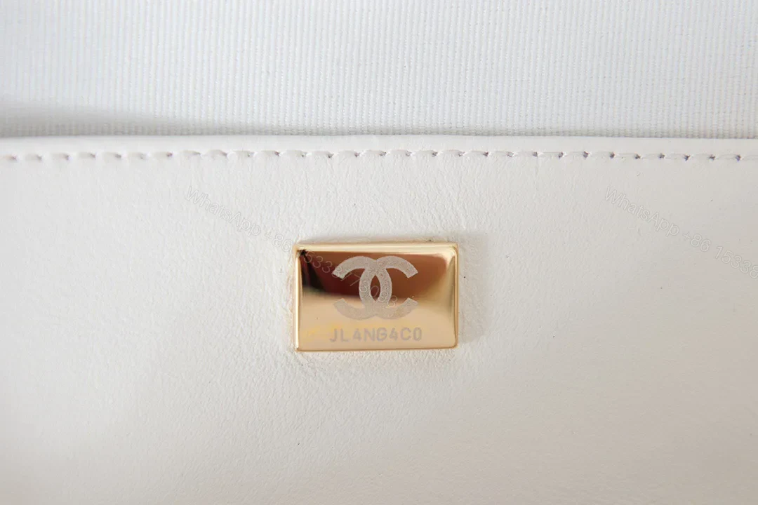 View 2 of Chanel The One Like Auth Handbags Smooth Leather Heart-Pattern Milk Lock Gold 16.5x18x6.5cm
