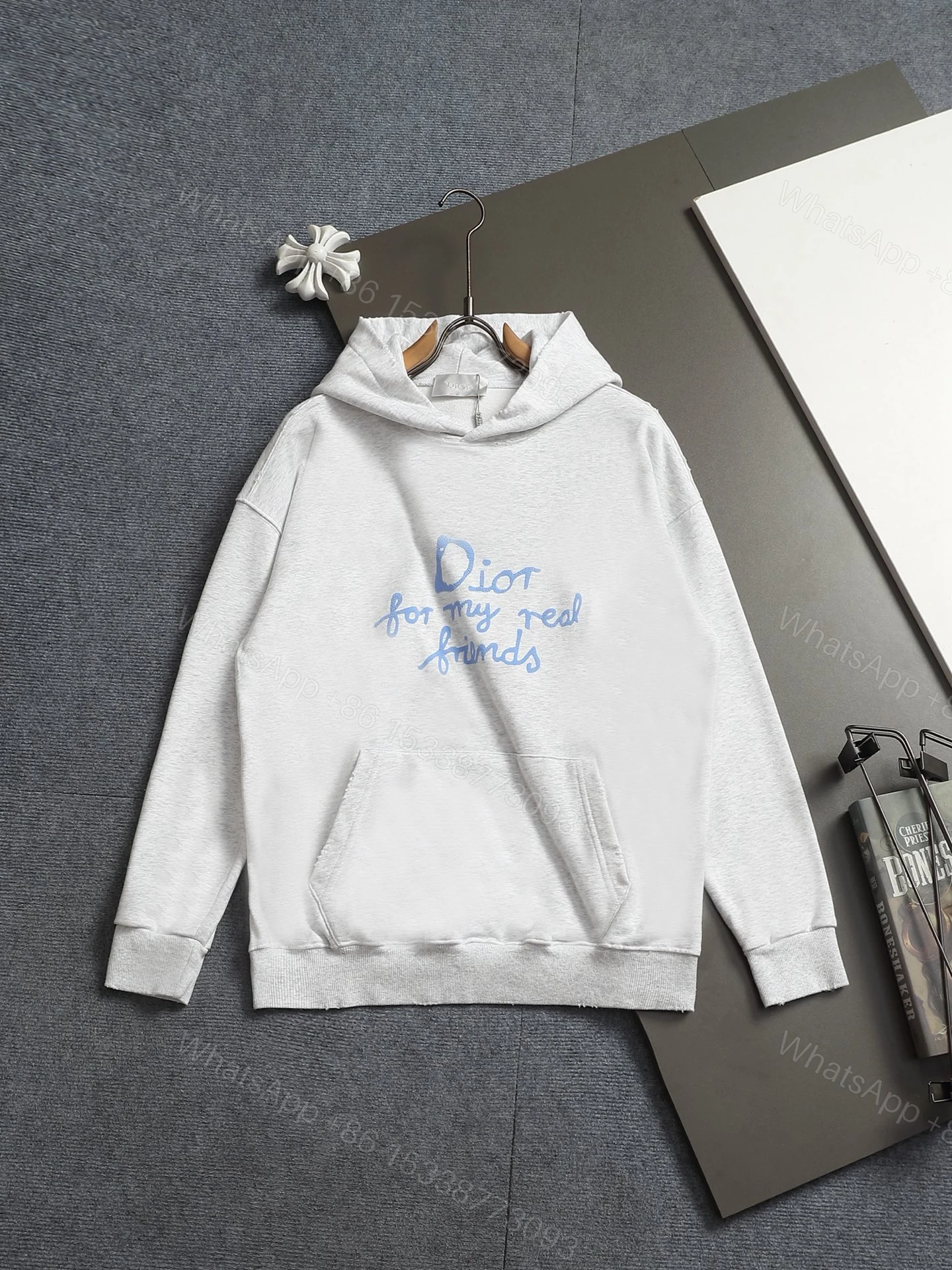 Dior 一比一連帽衛衣 字母印花寬鬆休閒款男女同款 — view 1