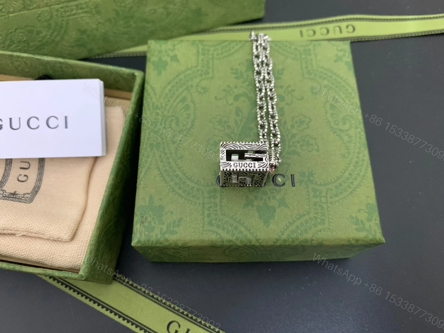 View 4 of EN – Lux Gucci Necklaces 016