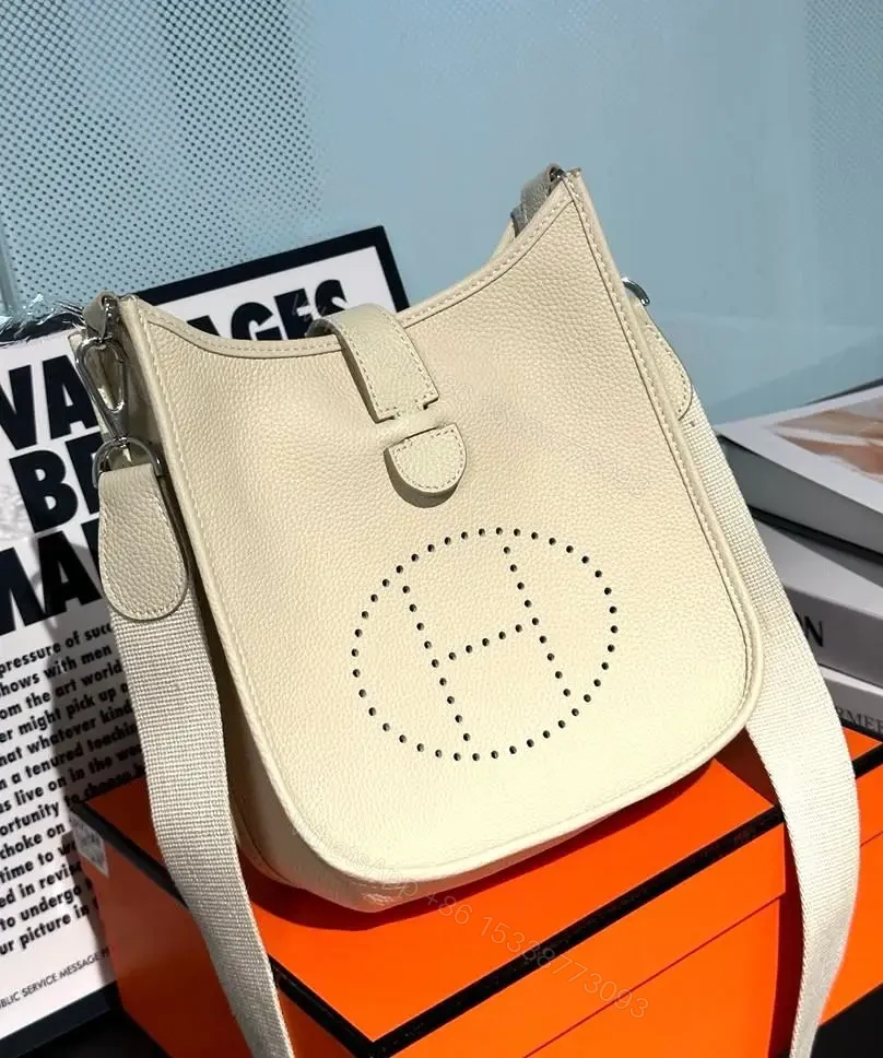 HERMES 21CM — view 1