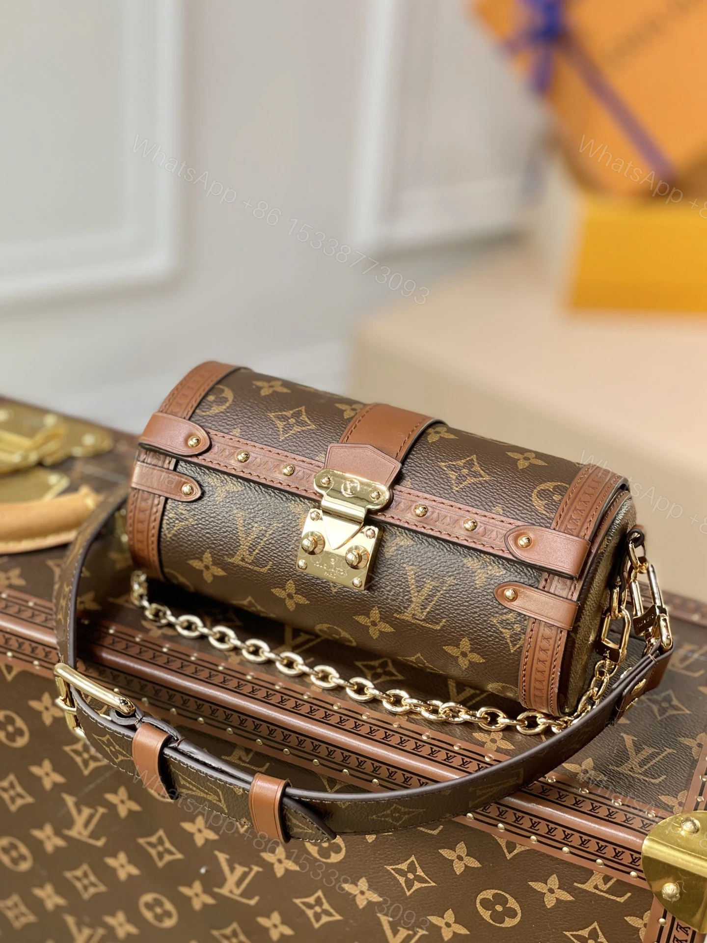 LV 老花迷你圓筒箱型包 高仿 Monogram 金扣鏈條包 — view 1