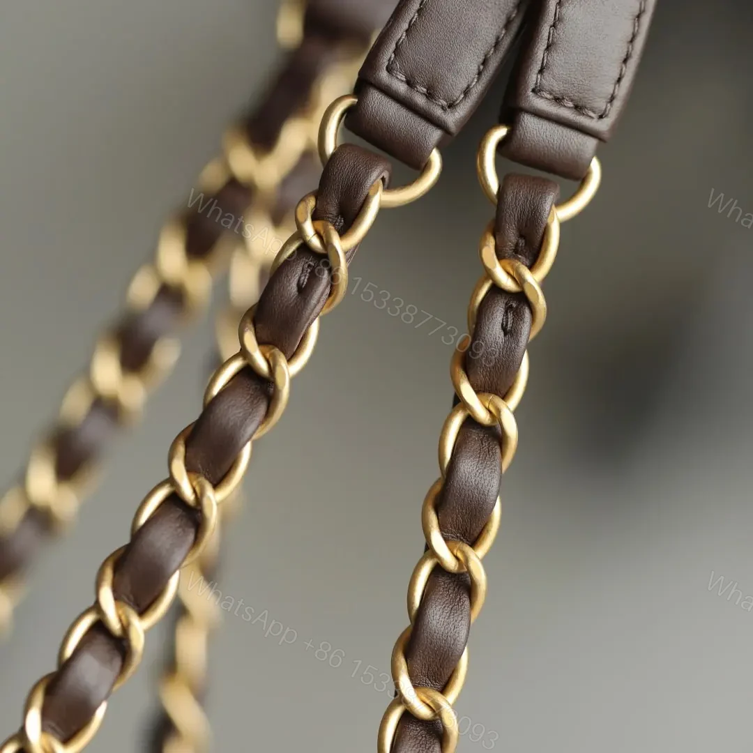 View 20 of 高仿Chanel*25K系列AS5792麂皮腋下包巧克力小號免檢版