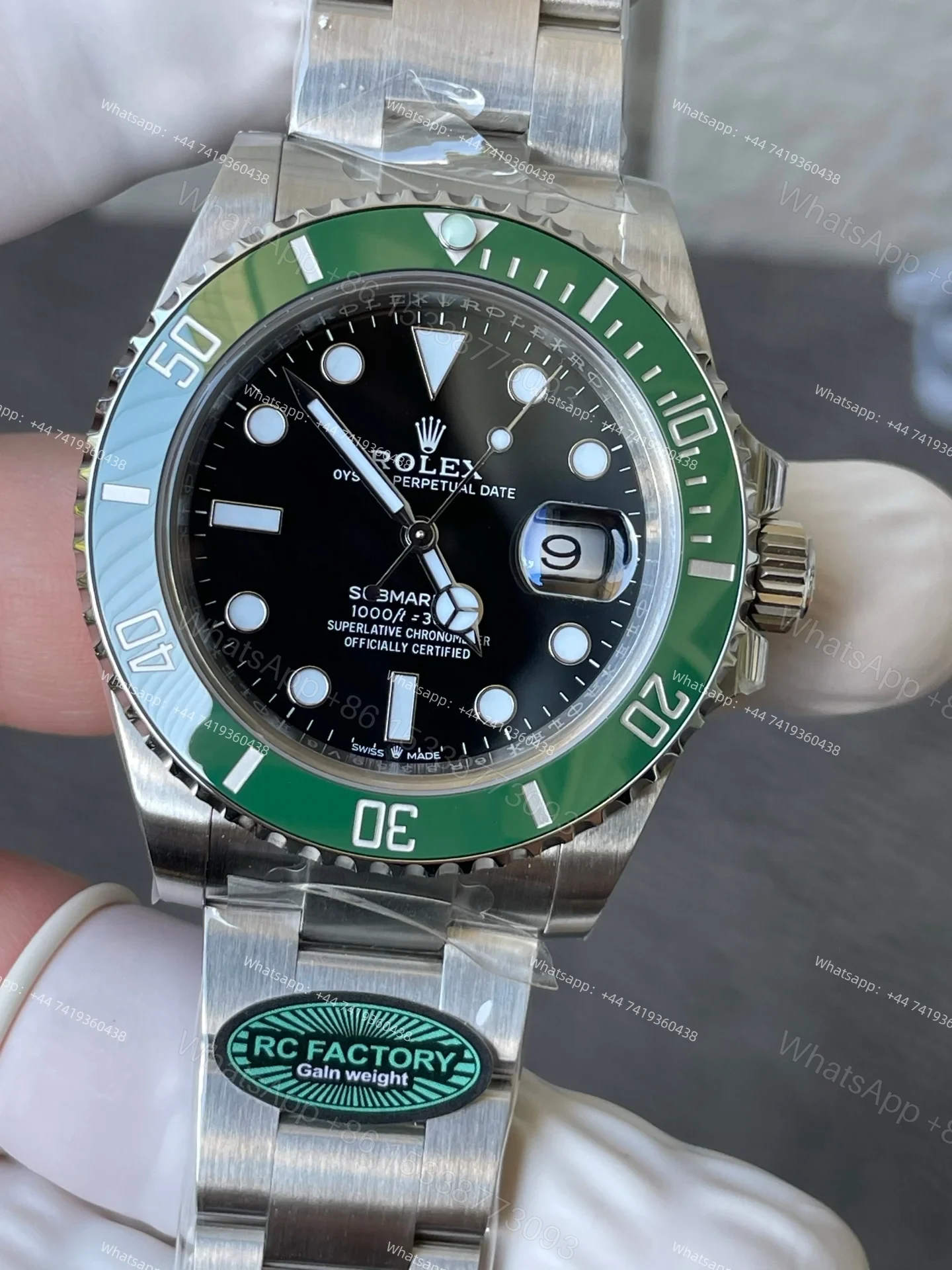 View 5 of Rolex Super Clone Watches 1:1 Starbucks Submariner M126610LV 3235 Movement